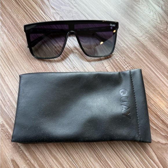 QUAY “Nightfall” Polarized Shield Sunglasses - Picture 5 of 11